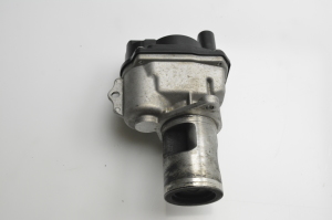  EGR valve 