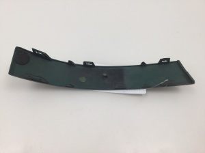 AUDI A4 B5 (1994–2001) Liist tule all 8D0945102 - 2