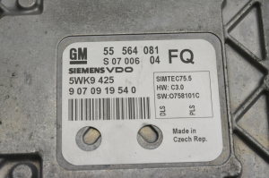 Opel Vectra C (2002–2008) Engine control unit 55355631 - 4