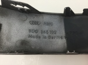 AUDI A4 B5 (1994–2001) Baguette sous le phare 8D0945102 - 2
