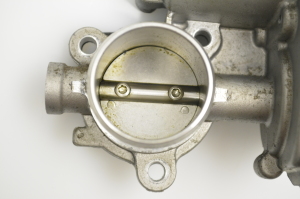  EGR valve 