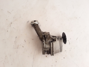 RENAULT Captur (2013–2019) Õlipump 150108334R - 2