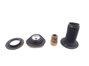 TOYOTA Avensis T27 (2008–2019) Esiamortisaatori ülemine tugi laagriga 486090F021 - 2