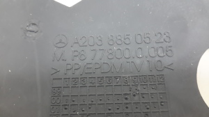 Mercedes Benz C-Class 203 (2000–2007) Nebelscheinwerferabdeckung vorne A2038850523 - 2