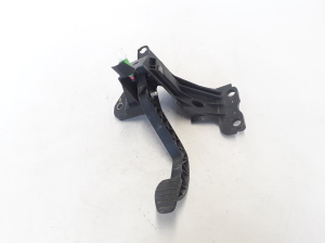 RENAULT Master III (2010–2017) Siduripedaal 465034965R - 4