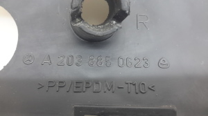 Mercedes Benz C-Class 203 (2000–2007) Nebelscheinwerferabdeckung vorne A2038850623 - 3