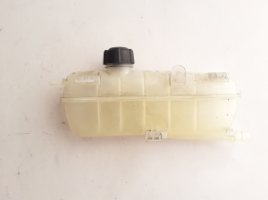 Réservoir de liquide de refroidissement - 217101652R
