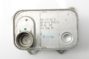Volkswagen Jetta (2010–2017) Oil cooler 06K117021B - 3