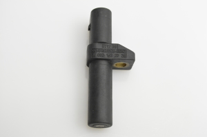 Mercedes Benz E-Class W211 (2002–2009) Kurbelwellensensor A0031532728 - 3