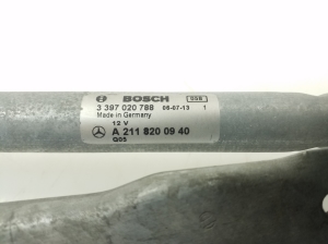 Mercedes Benz E-Class W211 (2002–2009) Scheibenwischermechanismus A2118200940 - 2