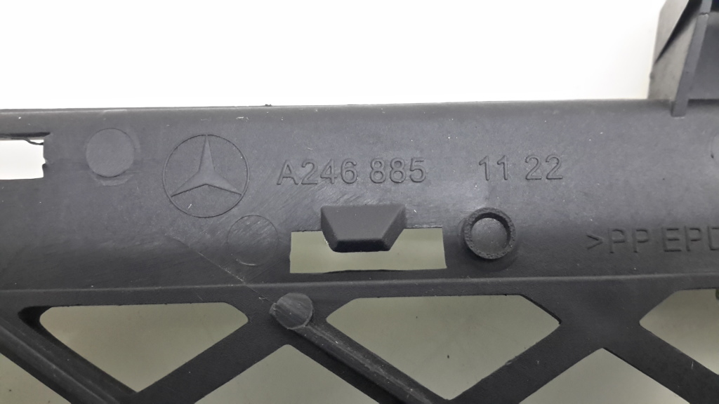 MERCEDES-BENZ B-Class W246 (2011-2020) Priekinės apatinės grotelės A2468851122 18808129