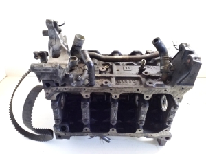 Opel Combo C (2001–2011) Engine block - 4