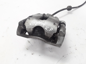 RENAULT Zoe (2012–2026) Front brake caliper 7701208332 - 4