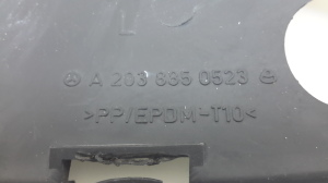 Mercedes Benz C-Class 203 (2000–2007) Nebelscheinwerferabdeckung vorne A2038850523 - 2