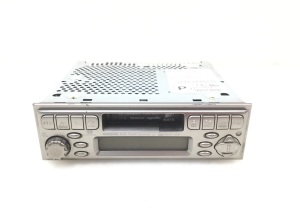 Radio / CD-Player / DVD-Player / Navigation - 281138H300