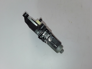 VOLVO V70 III (2007–2017) Rear side door window regulator motor 31253064 - 3