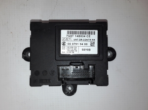 Rear side door control unit - 7G9T14B534CE
