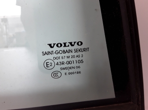 VOLVO S80 II (2006–2016) Tagumise külgukse kolmnurkklaas 30779889 - 2