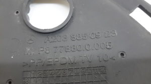 Mercedes Benz CLC-Class 203 (2001–2007) Nebelscheinwerferabdeckung vorne A2038850923 - 3