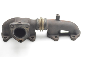  Exhaust manifold 