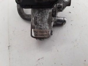  EGR valve 