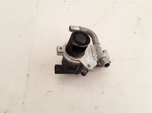  EGR valve 