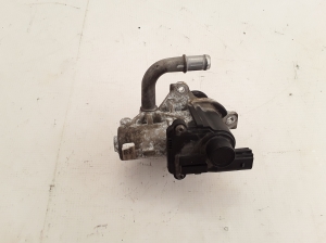  EGR valve 