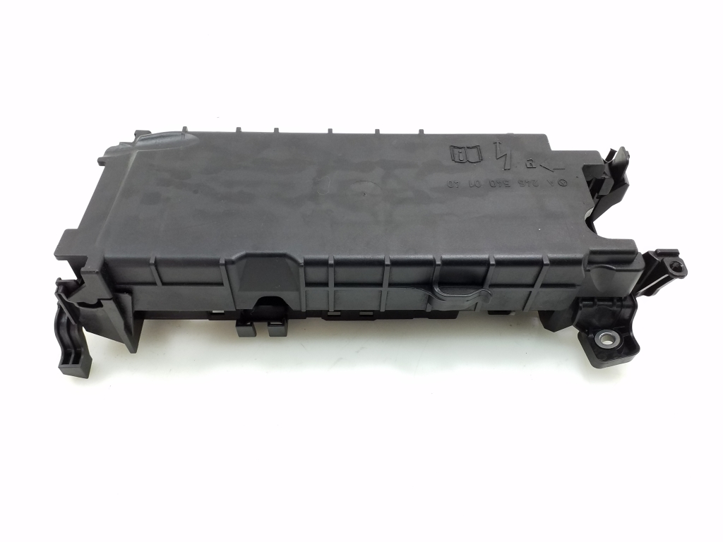 MERCEDES-BENZ A-Class W176 (2012-2018) Fuse box A2465400140 20985281