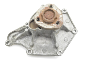AUDI A8 D3 (2002–2010) Veepump 06E121005 - 3