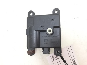 Heater flap actuator - 3K01030840