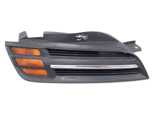 Kühlergrill und seine Teile - 62320AX600 