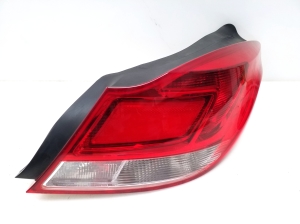  Rear corner lamp 