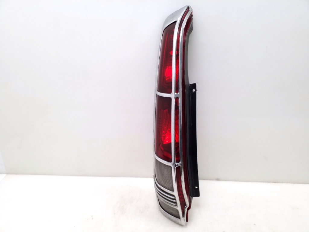 NISSAN X-Trail T30 (2001–2007) Eckleuchte hinten NISSAN X-Trail T30 (2001–2007) Eckleuchte hinten