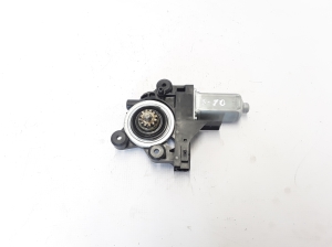 VOLVO V70 III (2007–2017) Front door window regulator motor 970714 - 4