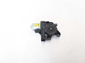 Aizmugurējo sānu durvju logu pacēlāja motors - 970715