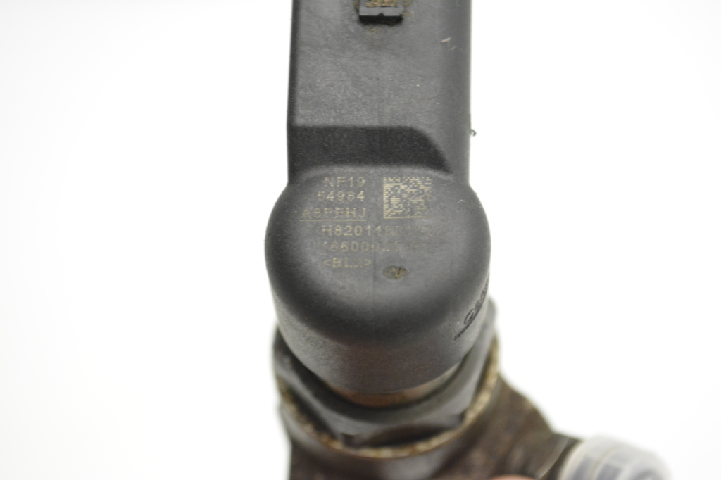 Used NISSAN Juke Fuel injector 166006212R