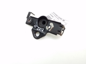 TOYOTA RAV 4 A3 (2005–2012) Dzesēšanas radiatora kronšteins 1653426020 - 2