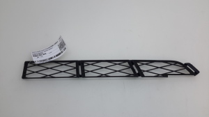 Grille inférieure de pare-chocs avant - 5312728010