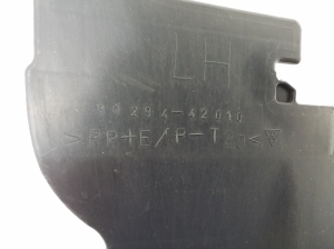 TOYOTA RAV 4 A3 (2005–2012) Luftleitblech für den Kühler 5329442010 - 2