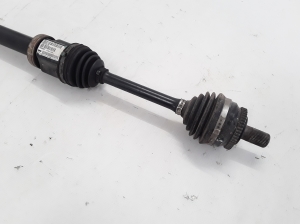 VOLVO V70 II (2000–2007) Antriebswelle vorne und ihre Teile 30735132 - 3
