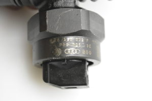 Volkswagen Polo IV (2001–2009) Kütusepihusti 038130073F - 2