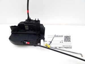 NISSAN Note E11 (2005–2014) Esiukse lukk - 6