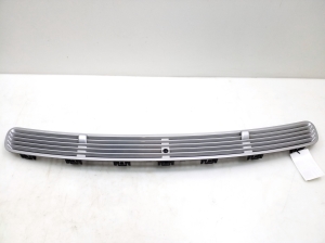   Engine cover grille 