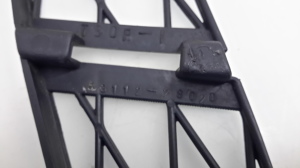 TOYOTA Previa (2000–2006) Grille inférieure de pare-chocs avant 5311228020 - 2