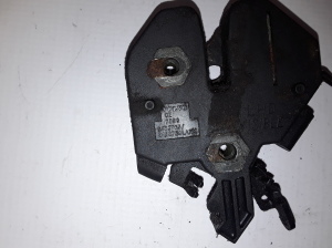 VOLVO XC90 (2002–2014) Hood latch - 3