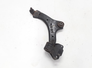VOLVO XC70 (2007–2016) Front control arm 31277345 - 2