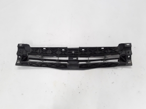 Opel Vivaro A (2001–2014) Halter Kühlergrill 620300101R - 2