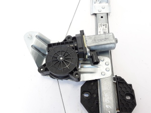 Dacia Logan II (2012–2026) Front door window regulator 807209299R - 2