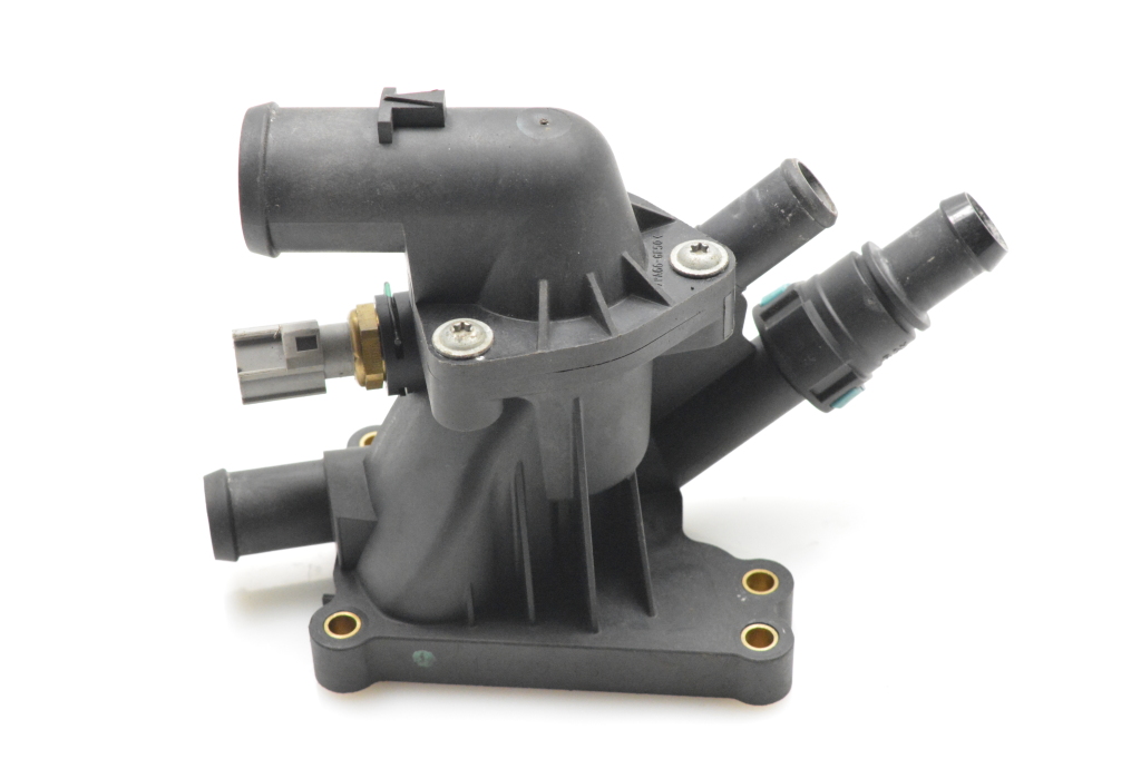 Used Ford Fiesta Thermostat housing CM5G9K478FB