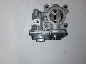  Accelerator valve 